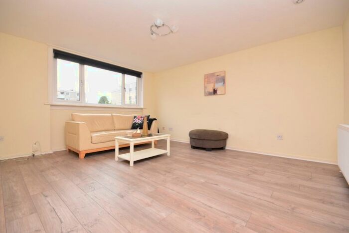 3 Bedroom Apartment To Rent In Calder View, Sighthill, Edinburgh, Sighthill, EH11
