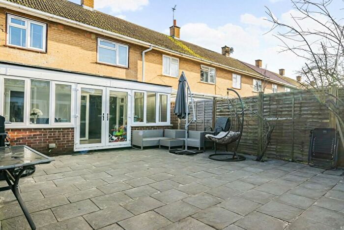 3 Bedroom Terraced House For Sale In Melfield Gardens, Beckenham Hill, SE6
