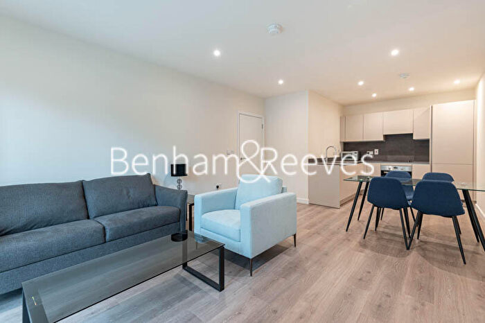 1 Bedroom Apartment To Rent In Bittacy Hill, Mill Hill East, NW7