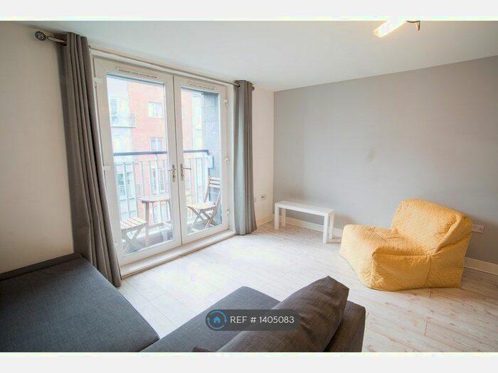 2 Bedroom Flat To Rent In Worsdell Drive, Gateshead, NE8