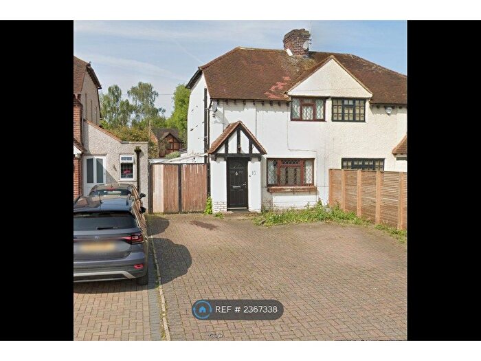 3 Bedroom Semi-Detached House To Rent In Bray Road, Maidenhead, SL6