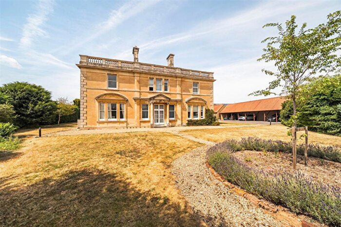 3 Bedroom Semi-Detached House For Sale In Derriads Lane, Chippenham, SN14
