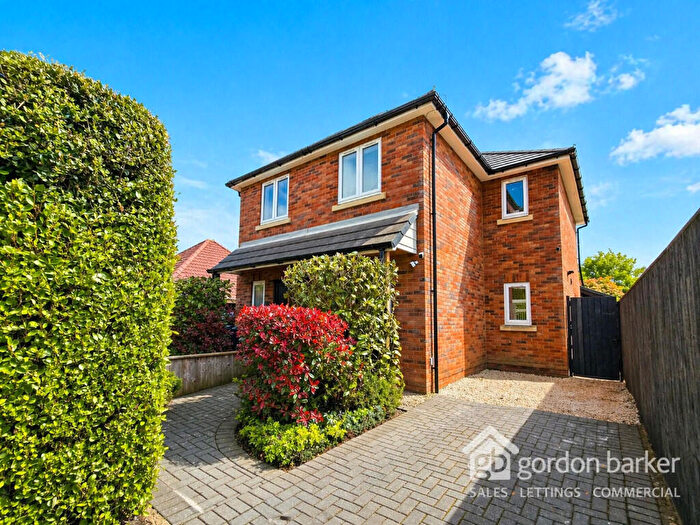 2 Bedroom Semi Detached House For Sale In Weymans Avenue, Bournemouth, BH10