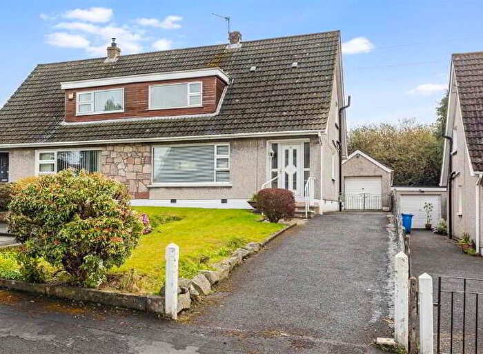 3 Bedroom Semi-detached Chalet Bungalows For Sale In Landor Park, Lisburn, BT27