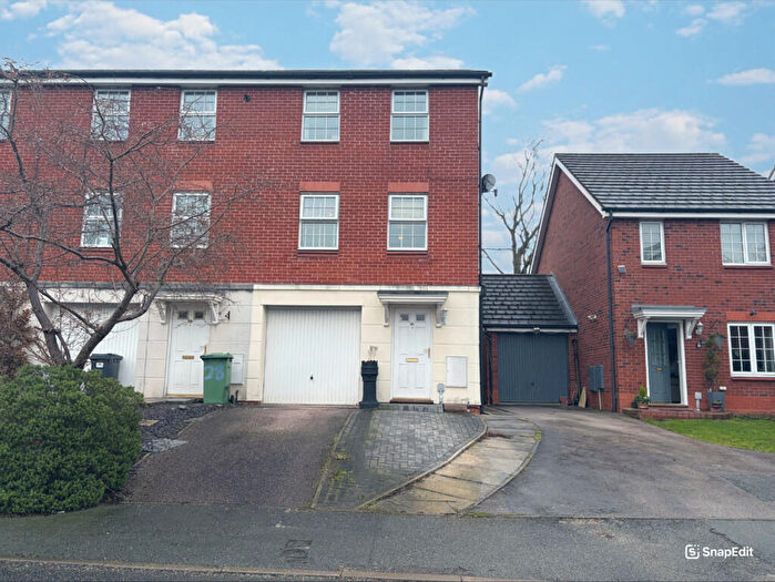 3 Bedroom Town House For Sale In Delaisy Way, Winsford, Cheshire, CW7