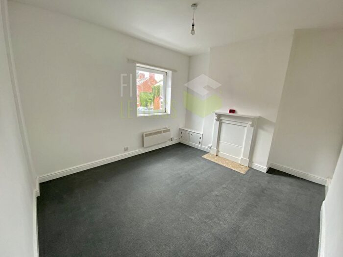 1 Bedroom Flat To Rent In Beatrice Road, Fosse, LE3