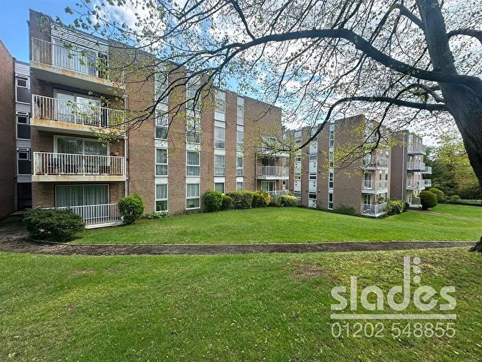 2 Bedroom Flat To Rent In St Winifreds Road, Meyrick Park, Bournemouth, BH2