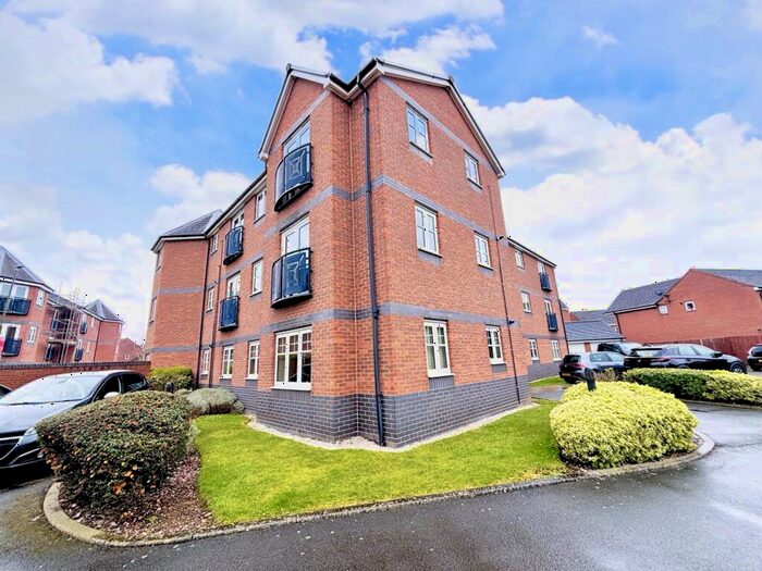 2 Bedroom Apartment To Rent In Buckingham House, Thames Way, Hilton, DE65