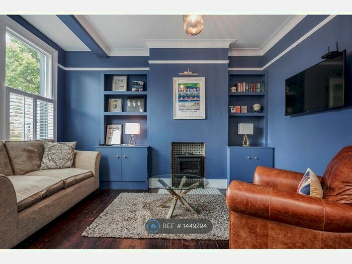 2 Bedroom Terraced House To Rent In Henniker Gardens, London, E6