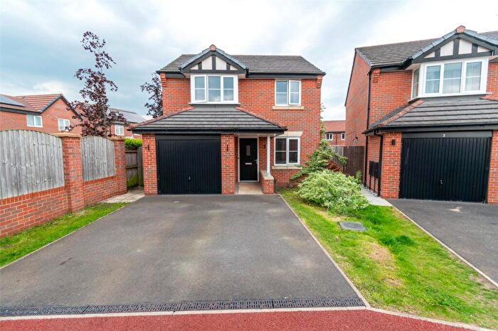 3 Bedroom Detached House For Sale In Vernon Close, Middlewich, CW10