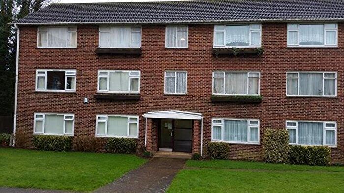 3 Bedroom Flat To Rent In Beaconsfield Road, CT2