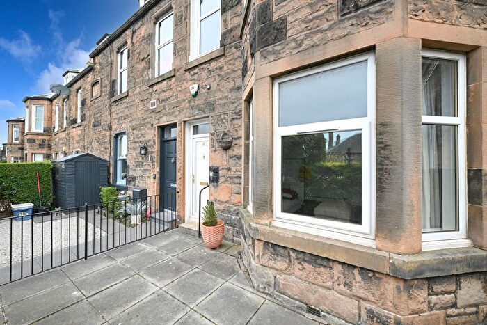 1 Bedroom Flat For Sale In Lochend Road, Edinburgh, EH6
