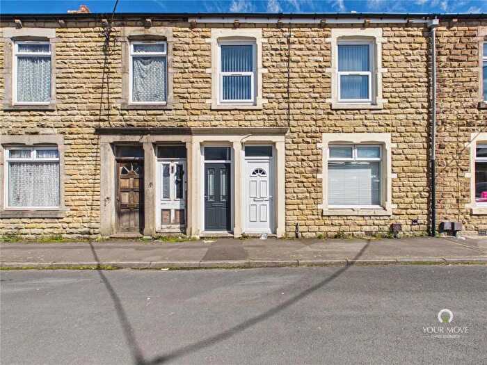 3 Bedroom Flat For Sale In Gladstone Street, Consett, Durham, DH8