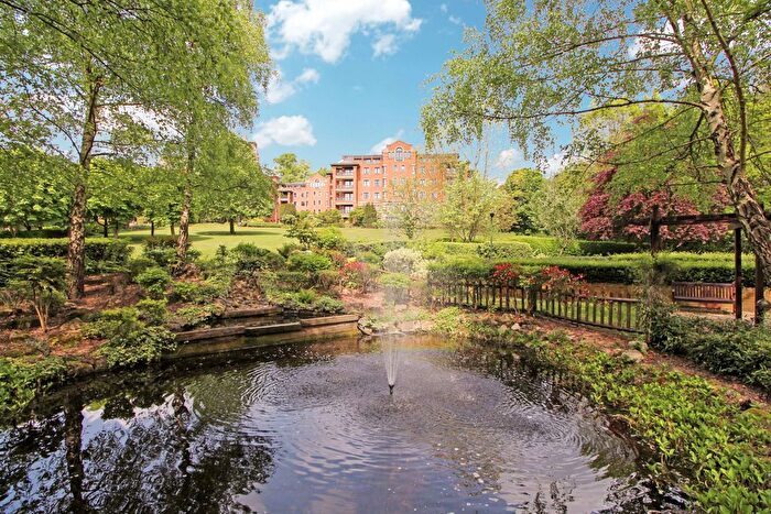 2 Bedroom Flat To Rent In Chasewood Park, Harrow On The Hill, HA1