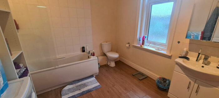 1 Bedroom House To Rent In Holly Bank, Leeds, LS6