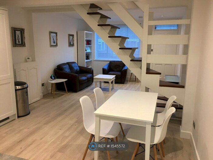 2 Bedroom Terraced House To Rent In Tree Road, London, E16