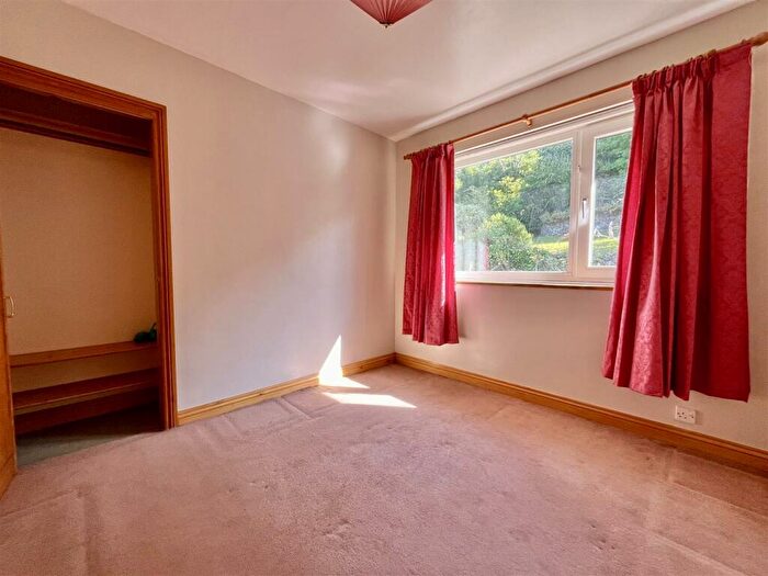 3 Bedroom Detached Bungalow For Sale In Buckshaft Road, Cinderford, GL14