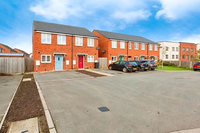 2 Bedroom Semi Detached House For Sale In Station View, Nuneaton, CV11