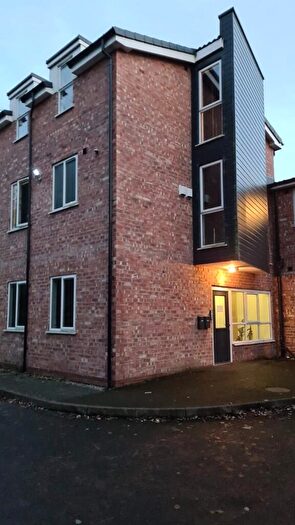 5 Bedroom Apartment To Rent In Daisy Bank Road, Manchester, M14