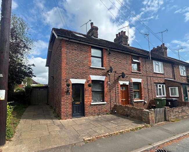 2 Bedroom End Of Terrace House For Sale In Marden, Kent, TN12