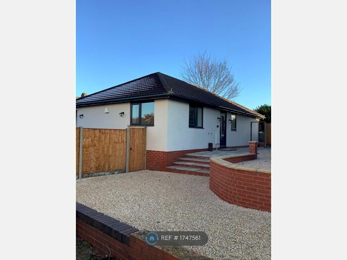 3 Bedroom Bungalow To Rent In Haywood Road, Birmingham, B33