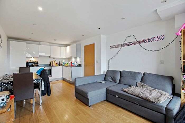 2 Bedroom Flat To Rent In Mybase, Borough, SE1