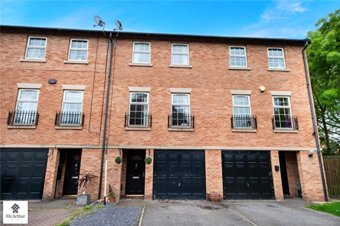 5 Bedroom House For Sale In Crofters Court, Balby, Doncaster, South Yorkshire, DN4