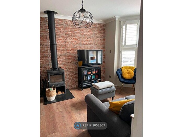 3 Bedroom Terraced House To Rent In York Road, Canterbury, CT1