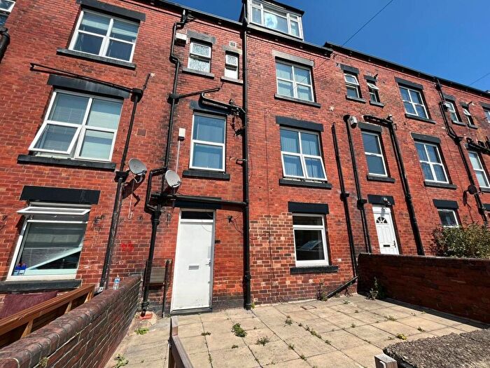 1 Bedroom Terraced House To Rent In Manor View, Headingley, Leeds, LS6