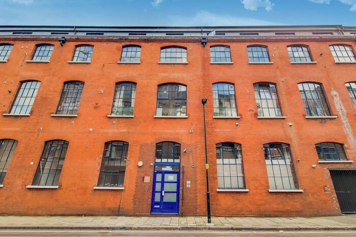 1 Bedroom Flat To Rent In Canonbury Heights West, Islington, London, N1