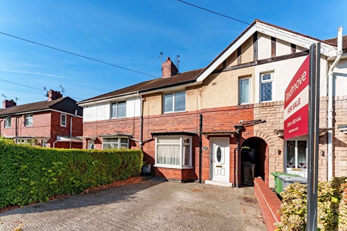 3 Bedroom Terraced House For Sale In Dodsworth Avenue, York, YO31
