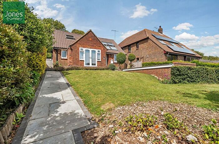 3 Bedroom Bungalow To Rent In Ring Road, Lancing, West Sussex, BN15