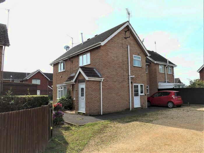 1 Bedroom Terraced House To Rent In Farrow Avenue, Holbeach, PE12