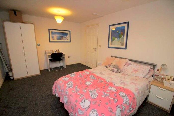 1 Bedroom Property To Rent In Tailors Row, Norwich, NR3