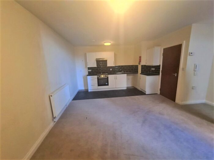 1 Bedroom Flat To Rent In St George's Street, Northampton NN1