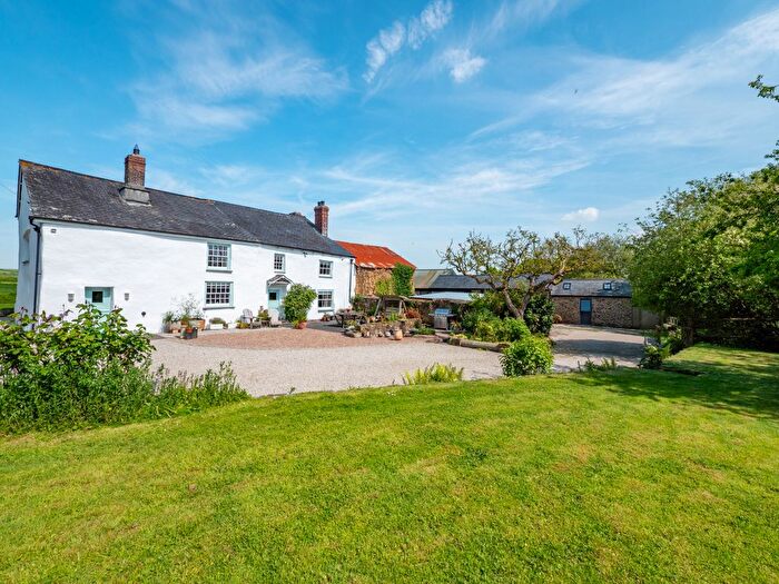 6 Bedroom Farmhouse For Sale In Sharlands Road, Marhamchurch, Bude, EX23