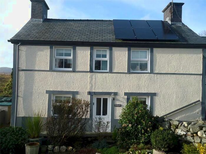 3 Bedroom Detached House For Sale In Dolgam, Trawsfynydd, Blaenau Ffestiniog, LL41