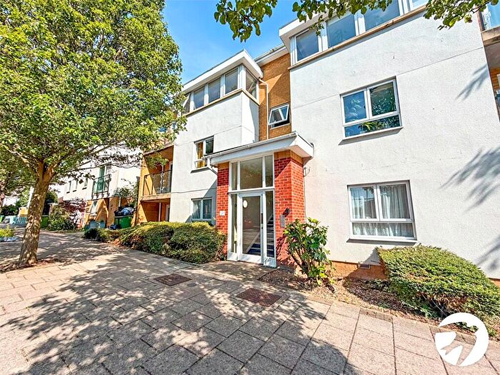 2 Bedroom Flat To Rent In Erebus Drive, London, SE28