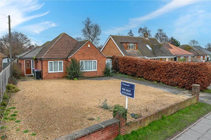 2 Bedroom Bungalow For Sale In South Road, Bourne, Lincolnshire, PE10