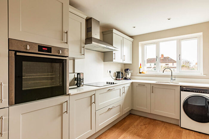 3 Bedroom End Of Terrace House For Sale In Severn Road, Hallen, BS10