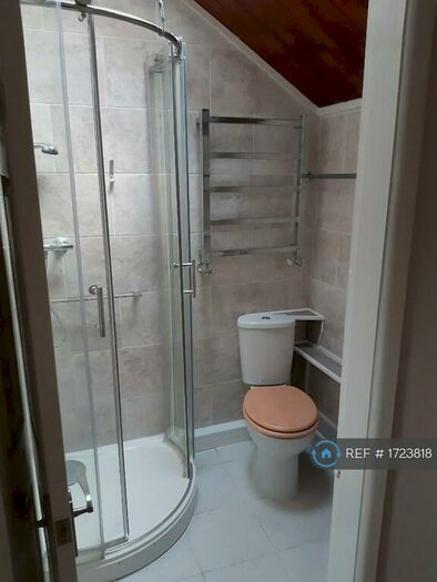 1 Bedroom Bungalow To Rent In Salisbury Street, Hadfield, Glossop, SK13