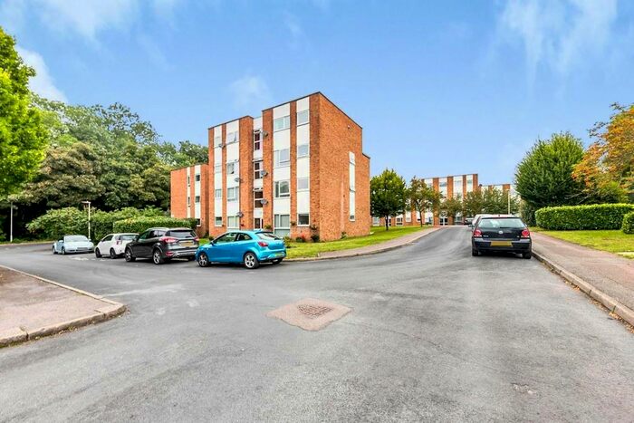 1 Bedroom Flat To Rent In Trapstyle Road, Ware, SG12