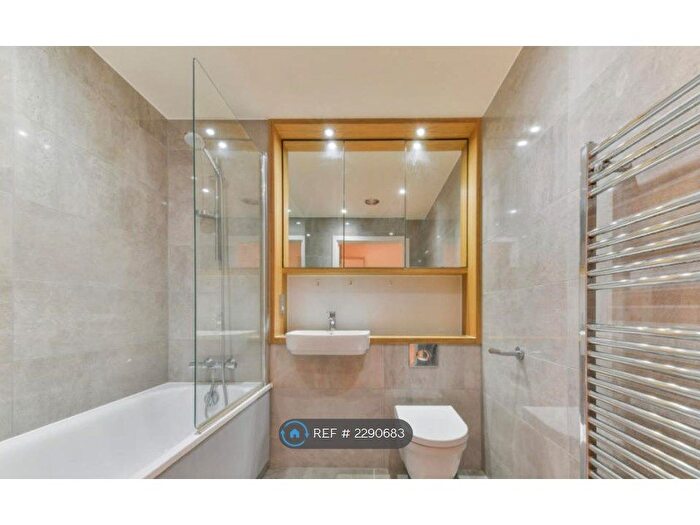 2 Bedroom Flat To Rent In Station Road, Lewisham, SE13