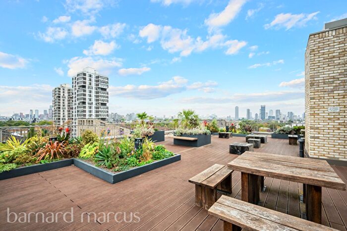 2 Bedroom Flat To Rent In Wyndham Road, London, SE5