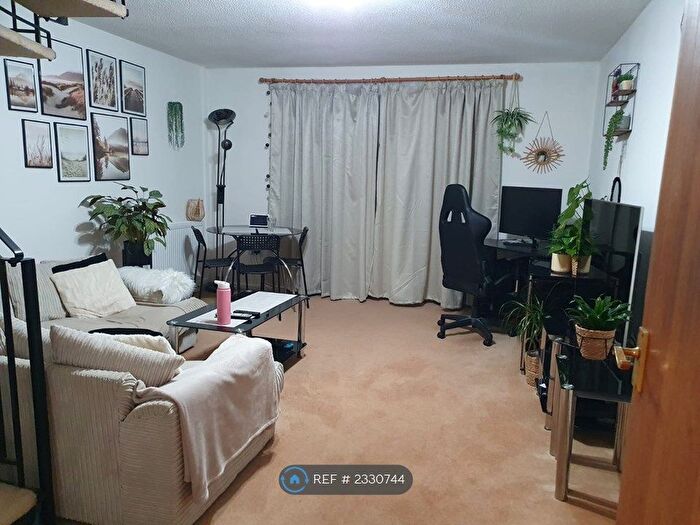 2 Bedroom Terraced House To Rent In Broad Croft, Bradley Stoke, Bristol, BS32