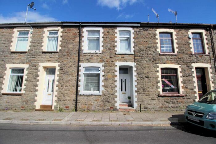 3 Bedroom Terraced House To Rent In Bank Street, Penygraig, CF40