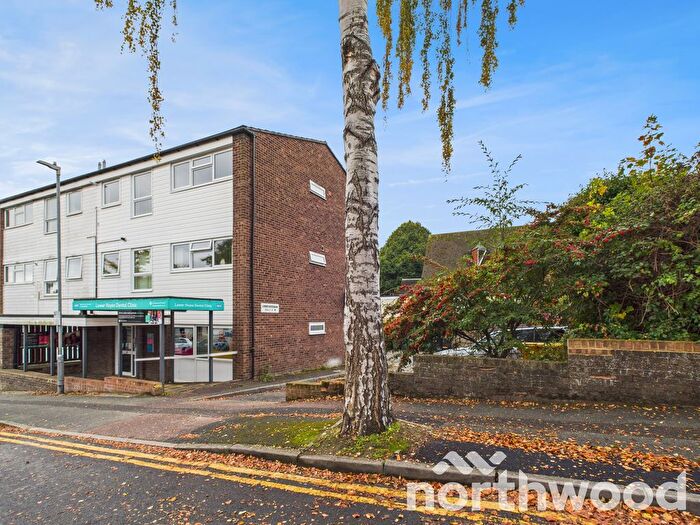 2 Bedroom Penthouse To Rent In Lower Hayesbank, Lower Queens Road, Ashford, TN24