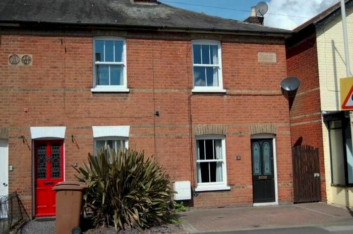 2 Bedroom Terraced House To Rent In Beehive Lane, Chelmsford, CM2