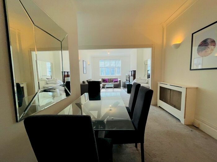 5 Bedroom Flat To Rent In Park Road, St Johns Wood, NW8