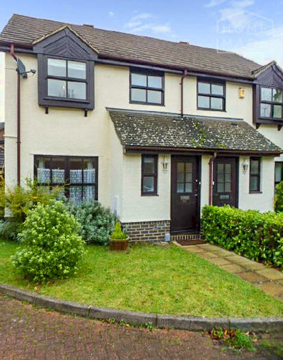 3 Bedroom Semi-Detached House To Rent In Woodhead Drive, CB4